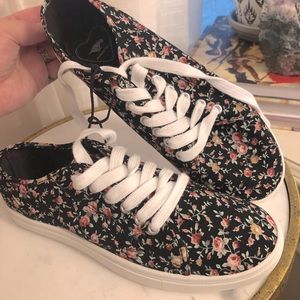 Rocket Dog, Women’s size 8, brand new shoes